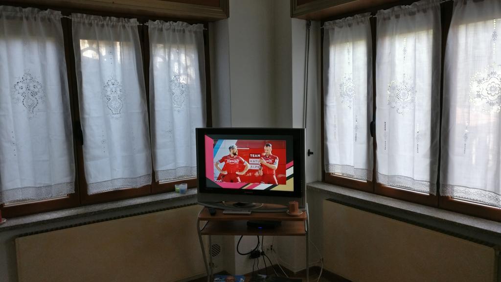 Volta Como Lake Apartament Brunate Bagian luar foto